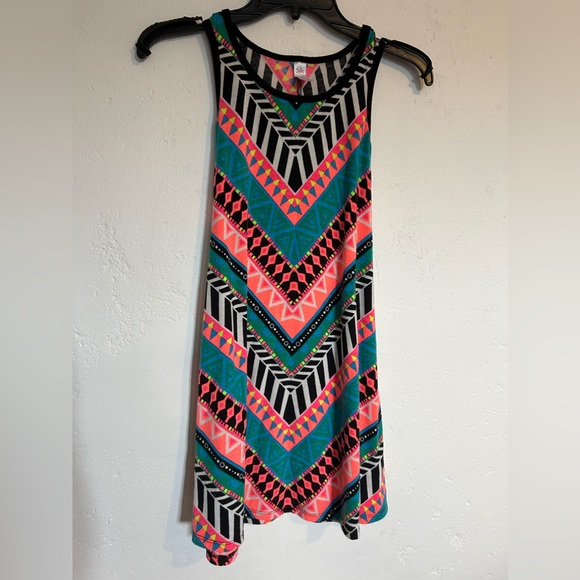 💗Girls Pattern Dress 👗 - Picture 1 of 6